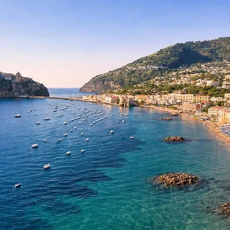 Apartment Casa Al Mulino - 2 Bedrooms - Seafront And Castle View -