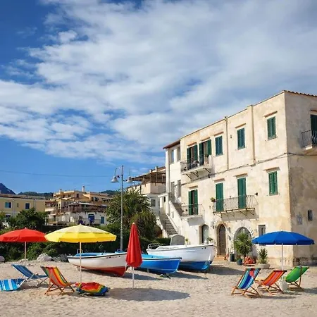 Casa Al Mulino - 2 Bedrooms - Seafront And Castle View - Apartment Ischia
